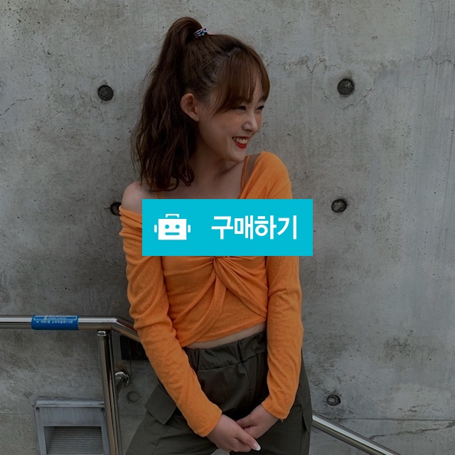 나시세트 꼬임 오프숄더 크롭티 / 러브피기님의 스토어 / 디비디비 / 구매하기 / 특가할인