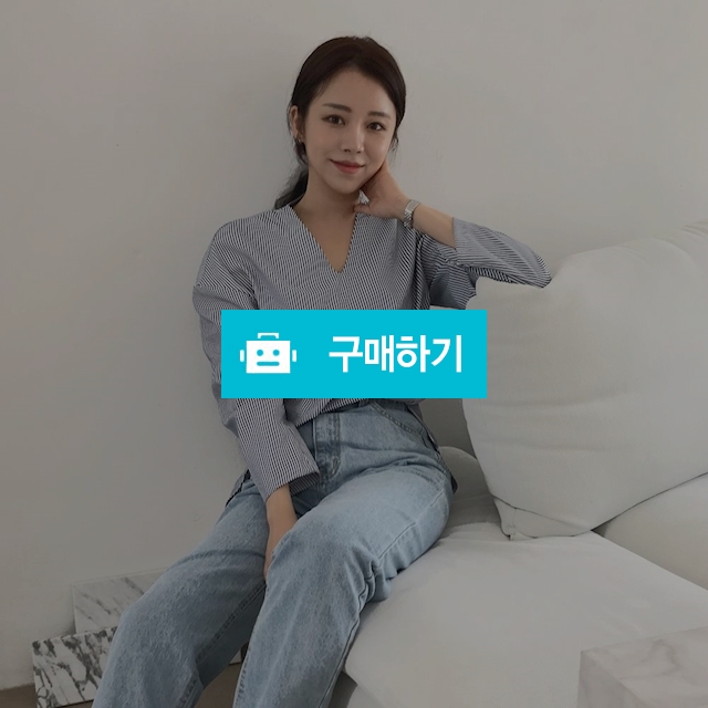 브이넥 스트라이프 블라우스 / 시은씨 스토어 / 디비디비 / 구매하기 / 특가할인