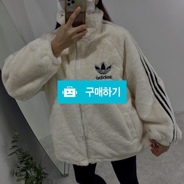 아디다스 밍크삼선집업 / 모모대행사 / 디비디비 / 구매하기 / 특가할인