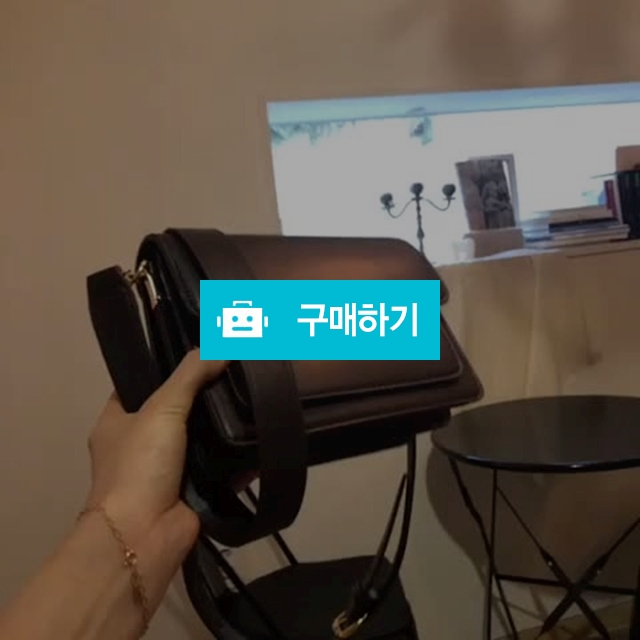 민자 가죽 크로스백 / 클래식체어님의 스토어 / 디비디비 / 구매하기 / 특가할인