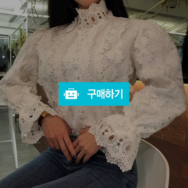 레이스 폴라 펀칭 프릴 블라우스 / 행온님의 스토어 / 디비디비 / 구매하기 / 특가할인