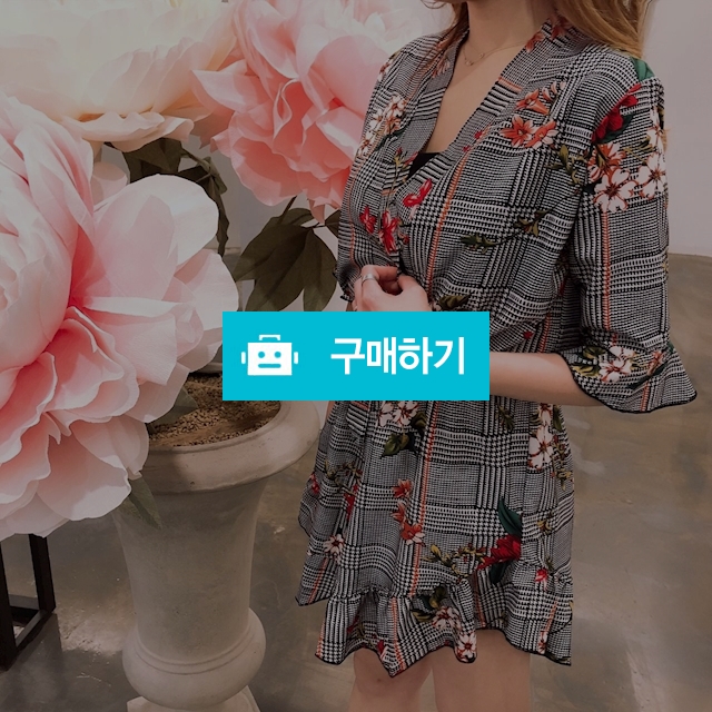 플라원체크점프슈트 / 서울도로시님의 스토어 / 디비디비 / 구매하기 / 특가할인