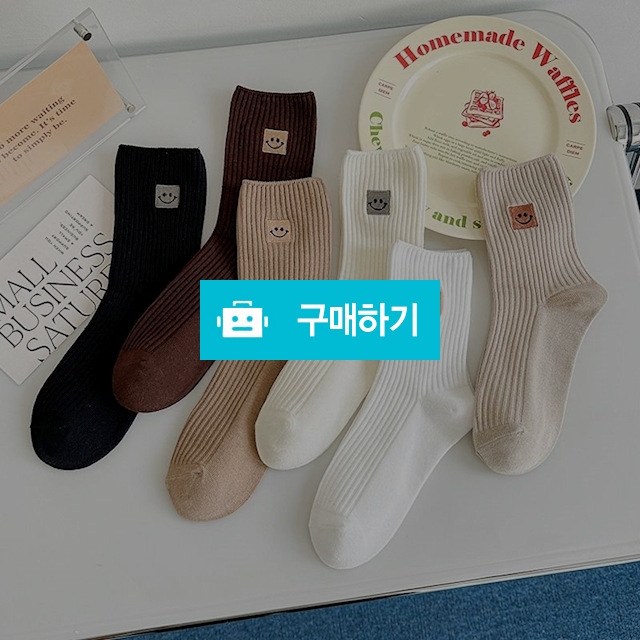 앤어바웃 3켤레 세트 여성 네모 스마일 자수 골지 중목양말 / 앤어바웃 / 디비디비 / 구매하기 / 특가할인