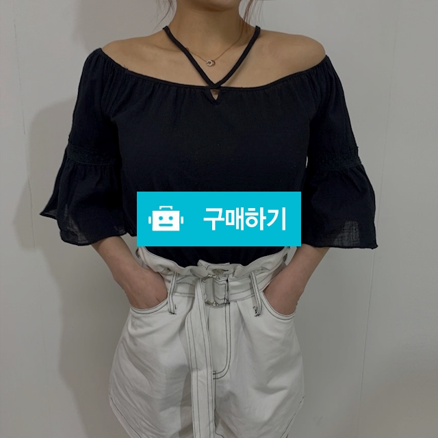 홀터 끈 오프숄더 블라우스 / 민클로즈 / 디비디비 / 구매하기 / 특가할인