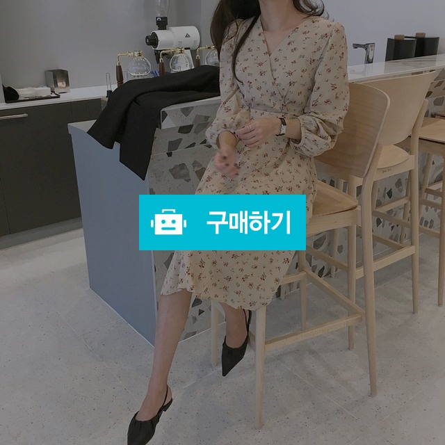 가을 무드 브이랩 쉬폰 원피스 [블랙,베이지] / 엣모스피어 / 디비디비 / 구매하기 / 특가할인