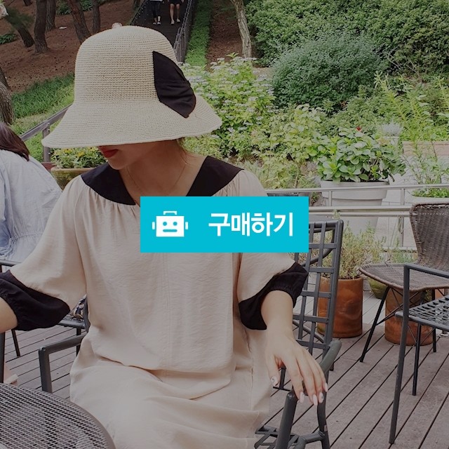 브이 배색 루즈핏 원피스 / 룸루무님의 스토어 / 디비디비 / 구매하기 / 특가할인