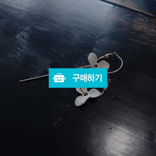 애슐린 귀걸이 / 미니으니의 마녀서랍 / 디비디비 / 구매하기 / 특가할인