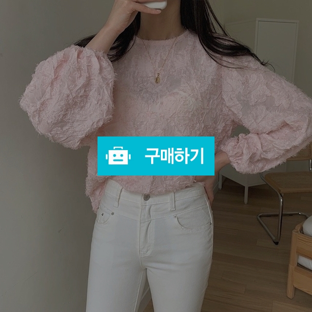 아방 퍼프 수술 꽃나염 자수 러블리 벨리 블라우스  / 쏘울미의 톡톡 스타일 / 디비디비 / 구매하기 / 특가할인