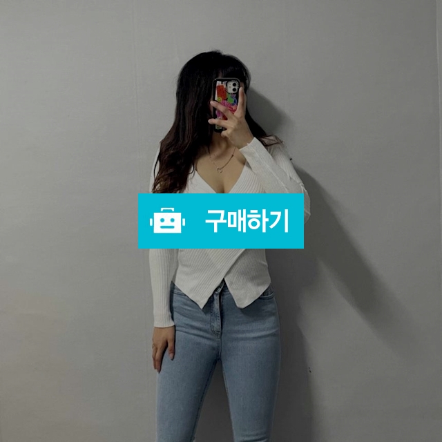 슬림핏 브이넥 랩 긴팔 니트 / 민클로즈 / 디비디비 / 구매하기 / 특가할인