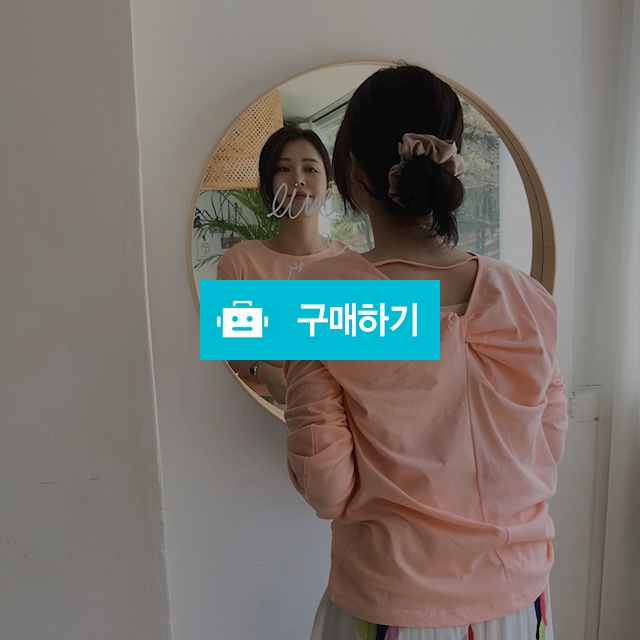 엘라 루즈핏 꼬임 티셔츠 / 시은씨 스토어 / 디비디비 / 구매하기 / 특가할인