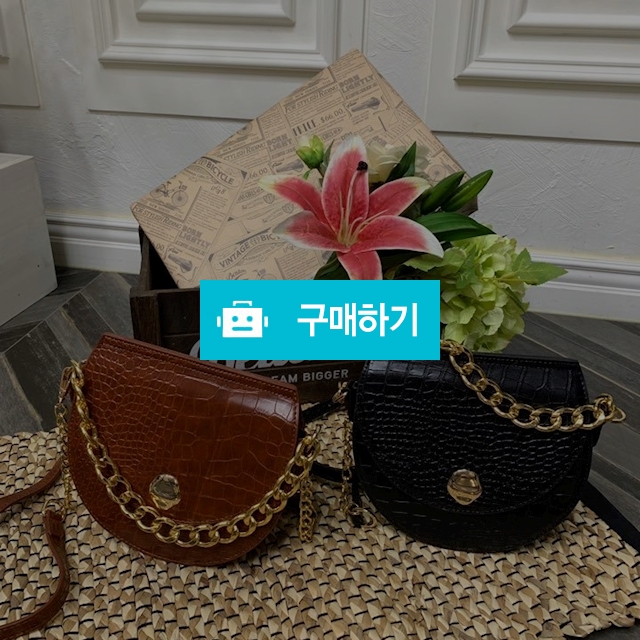 체인 반달 크로스백 / 코코루체님의 스토어 / 디비디비 / 구매하기 / 특가할인