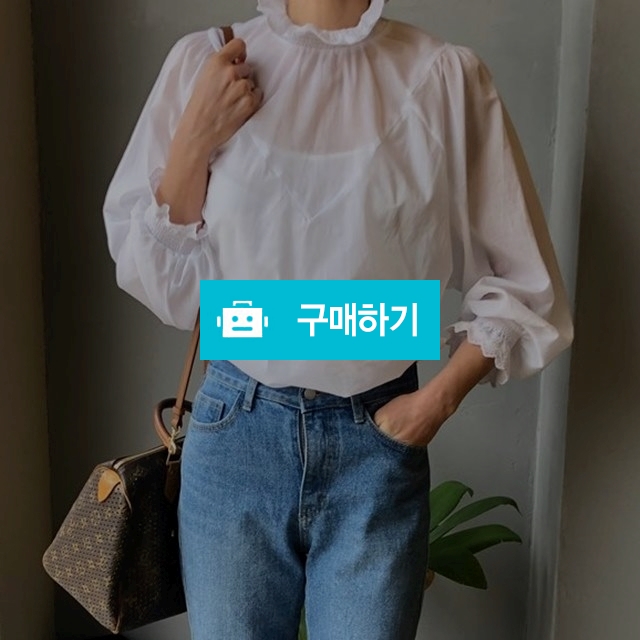 하이넥 시스루 프릴 블라우스 / 샵일공일 / 디비디비 / 구매하기 / 특가할인