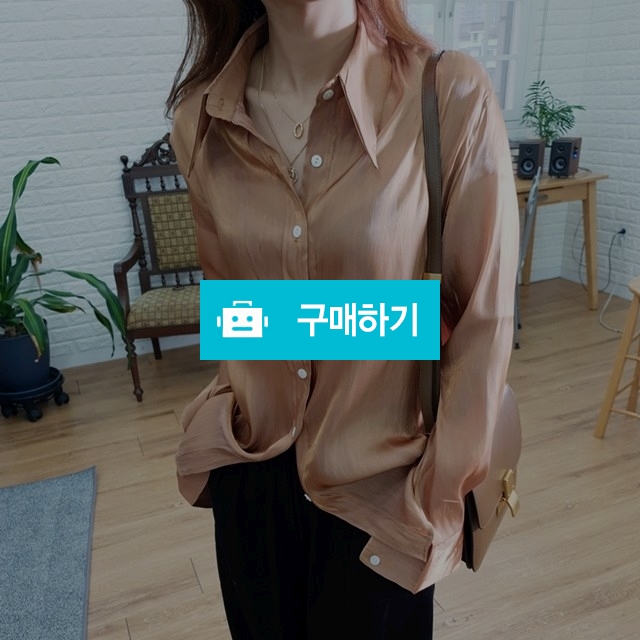 주름 빅 카라 셔츠 블라우스 / ullby님의 스토어 / 디비디비 / 구매하기 / 특가할인