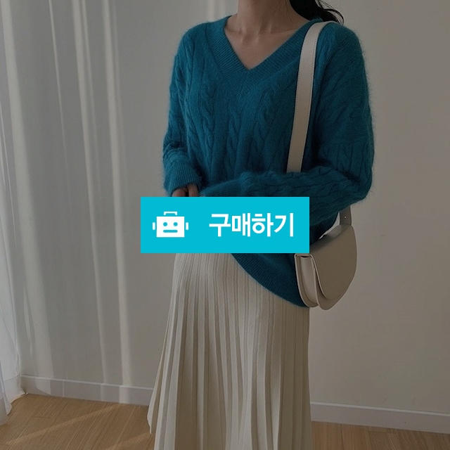 앙고라 100% 꼬임 브이넥 꽈배기 니트 / 쏘울미의 톡톡 스타일 / 디비디비 / 구매하기 / 특가할인