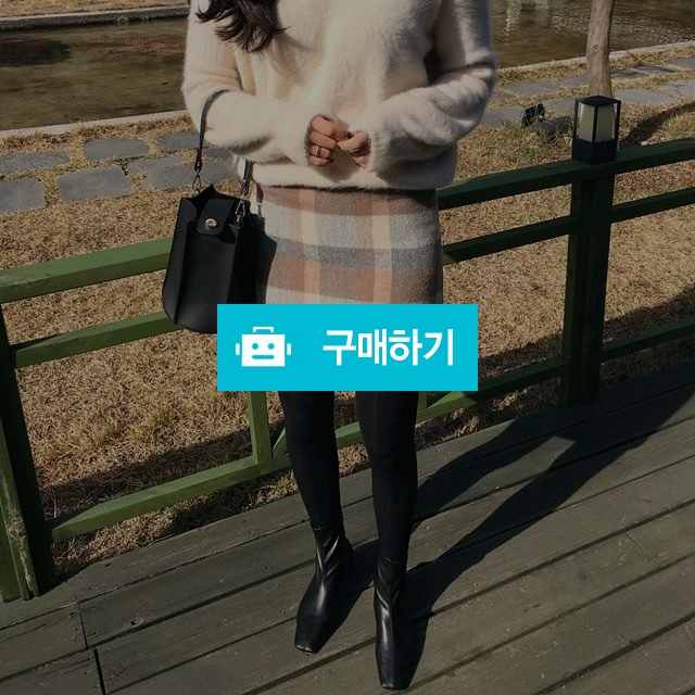 밍크 체크 H라인 미니스커트 [카키,베이지] / 엣모스피어 / 디비디비 / 구매하기 / 특가할인