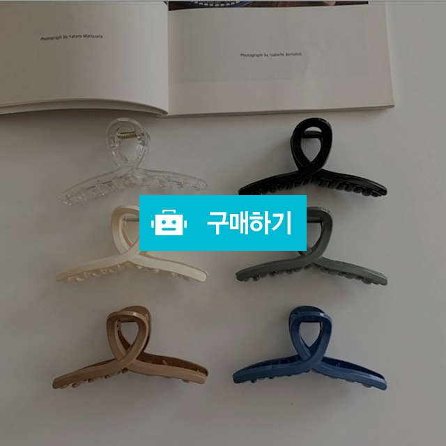 반머리 올림머리 유광 꼬임 집게핀 / MARKET814 / 디비디비 / 구매하기 / 특가할인