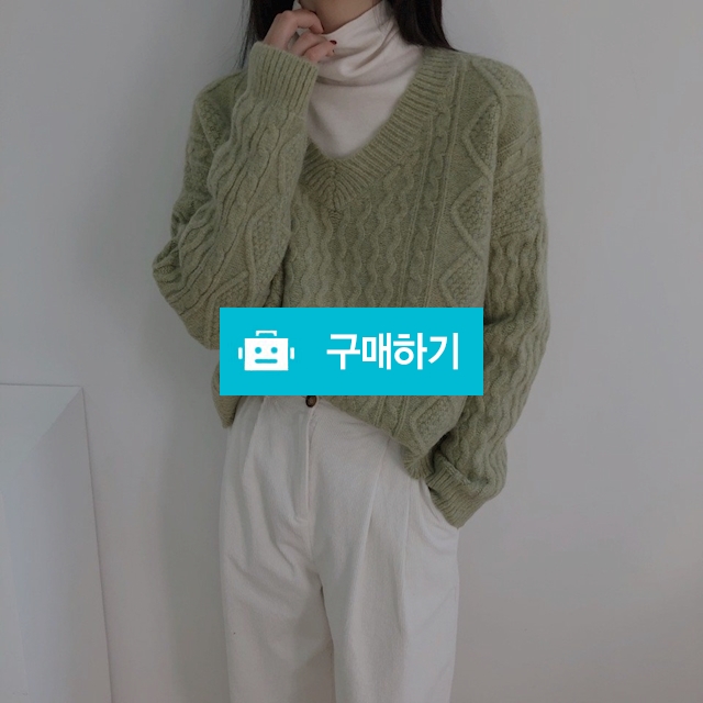 루즈핏 블러드 꽈배기 브이넥 니트 / 쏘울미의 톡톡 스타일 / 디비디비 / 구매하기 / 특가할인
