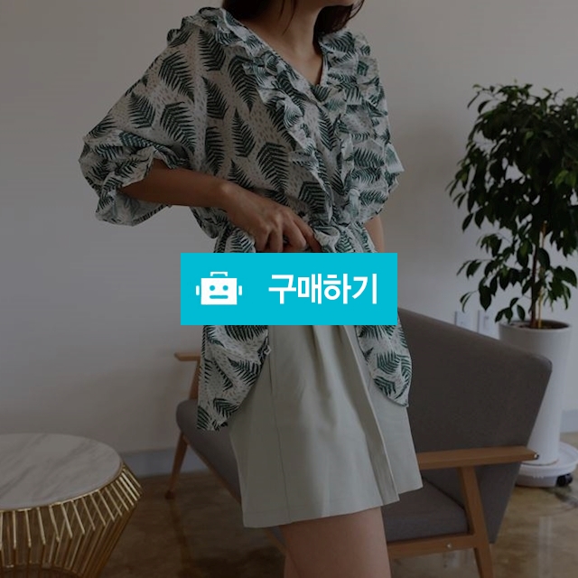 브이넥 셔링 드로잉 진주 블라우스 / 옹드로이님의 스토어 / 디비디비 / 구매하기 / 특가할인