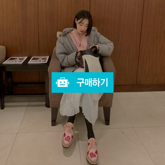 브이넥 배색 쉬폰 프릴원피스 / NINNA / 디비디비 / 구매하기 / 특가할인
