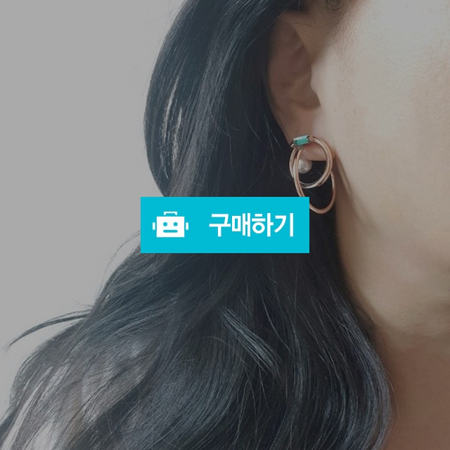 링꼬임 볼드 귀걸이 / 러블홀릭 / 디비디비 / 구매하기 / 특가할인