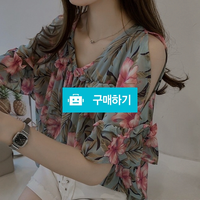 어깨 트임 플라워 블라우스 / 장위동홍당무님의 스토어 / 디비디비 / 구매하기 / 특가할인