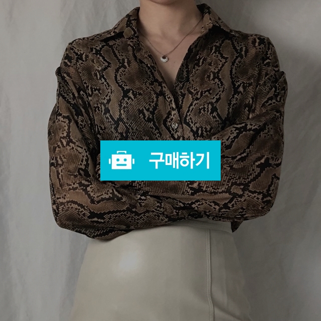 시스루 파이톤 뱀피무늬 실크 블라우스 셔츠 / EIGHT COSY / 디비디비 / 구매하기 / 특가할인