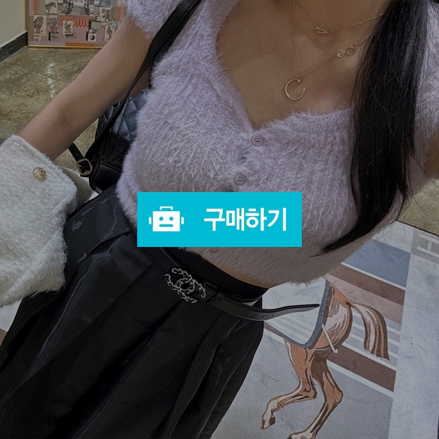 스퀘어넥 뽀송 크롭 니팅 2color / 니니비브 / 디비디비 / 구매하기 / 특가할인