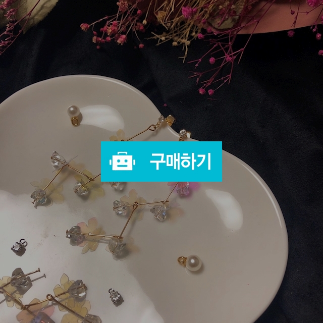 크리스탈 플라워 드롭귀걸이 / 별링 / 디비디비 / 구매하기 / 특가할인