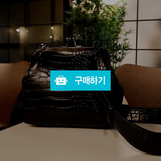 에나멜 파이톤 똑딱이 / 홀리그라운드 holyground / 디비디비 / 구매하기 / 특가할인