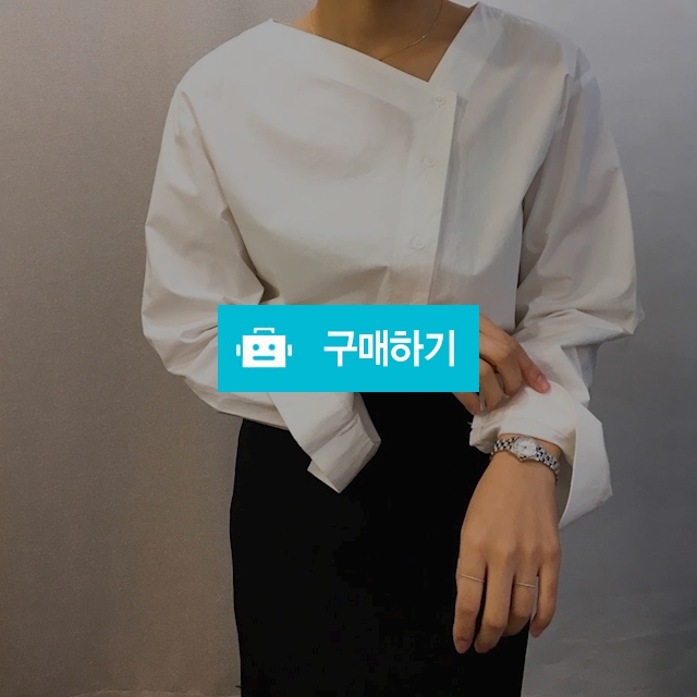 사선 브이넥 블라우스 / aneuk아늑님의 스토어 / 디비디비 / 구매하기 / 특가할인