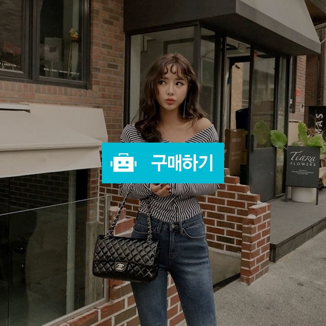 2019 S/S 스트라이프 패턴 여성 니트 티셔츠 / 단골집1 / 디비디비 / 구매하기 / 특가할인