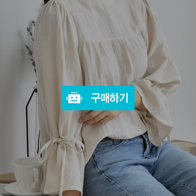 반폴라 소매끈 셔링 블라우스 / 아담샵 / 디비디비 / 구매하기 / 특가할인