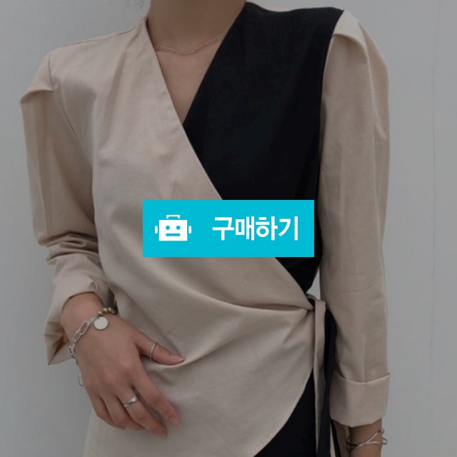 랩배색 블라우스 / 쇼핑언니님의 스토어 / 디비디비 / 구매하기 / 특가할인