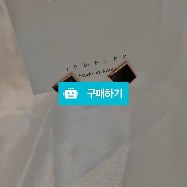 블랙 사각 포인트 귀걸이 MUE 071 / 오키드님의 스토어 / 디비디비 / 구매하기 / 특가할인