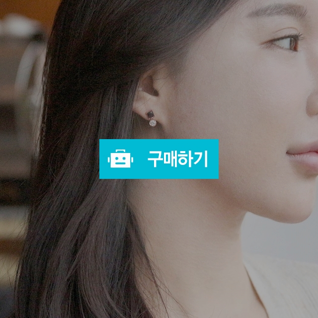 블랙 스퀘어 오닉스 큐빅 심플 미니귀걸이 / 오브루나 / 디비디비 / 구매하기 / 특가할인