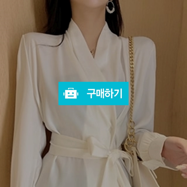 화이트 랩 블라우스 / 진엘리야 / 디비디비 / 구매하기 / 특가할인