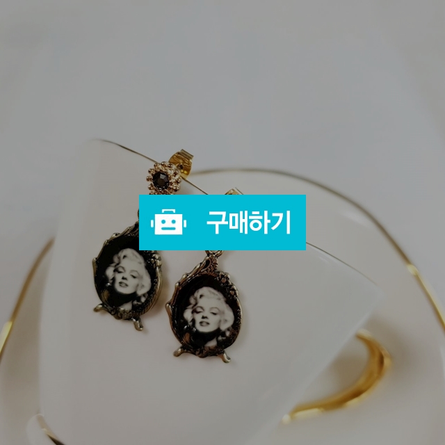 [자체제작] 블랙스타귀걸이 / alsrud님의 스토어 / 디비디비 / 구매하기 / 특가할인
