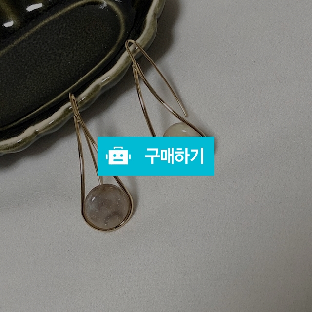 [당일배송] 데일리 자개 드롭 귀걸이 / czecobra / 디비디비 / 구매하기 / 특가할인