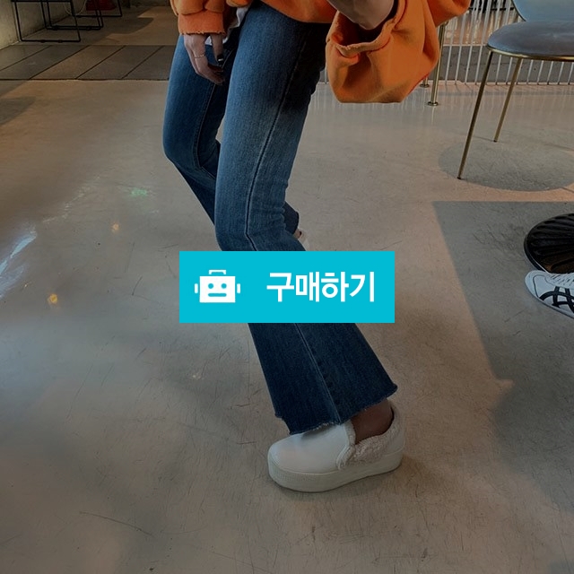 데님 컷팅 스판 부츠컷청바지 / 소이라인 / 디비디비 / 구매하기 / 특가할인