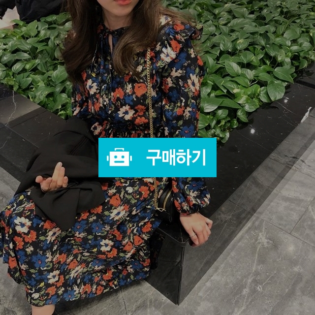 플라워 패턴 어깨 패드 롱 원피스 / 김체리님의 스토어 / 디비디비 / 구매하기 / 특가할인